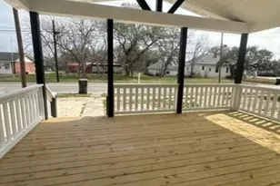 1008 N Gonzales St, Cuero, TX 77954 - Photo 3