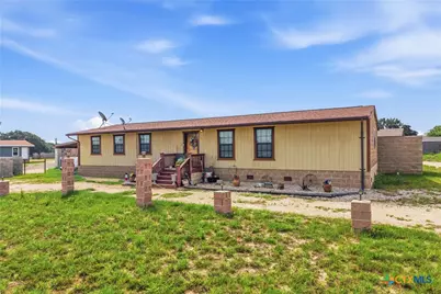 288 County Road 341, La Vernia, TX 78121 - Photo 1