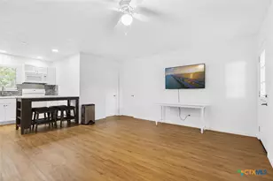 761 Whippoorwill Dr, Canyon Lake, TX 78133 - Photo 5