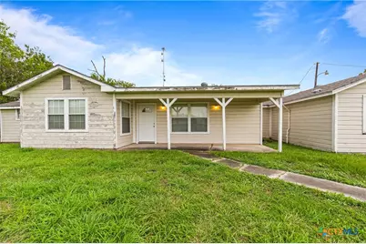 1409 W Main Street, Edna, TX 77957 - Photo 37