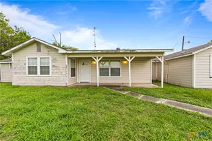 1409 W Main St, Edna, TX 77957 - Photo 37