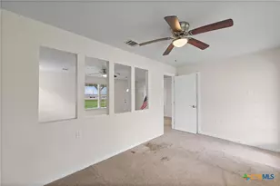 1409 W Main St, Edna, TX 77957 - Photo 23