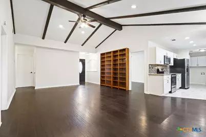 115 Da Gama, Universal City, TX 78148 - Photo 7