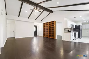 115 Da Gama, Universal City, TX 78148 - Photo 7