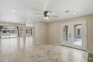 1409 Highland Dr, San Marcos, TX 78666 - Photo 17