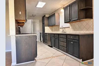 2001 Pleasant Lane, Copperas Cove, TX 76522 - Photo 9