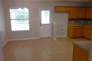 312 Sparrow, New Braunfels, TX 78130 - Photo 7
