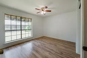 404 Alamogordo Dr, Victoria, TX 77904 - Photo 23