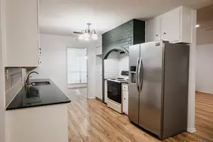 404 Alamogordo Dr, Victoria, TX 77904 - Photo 7