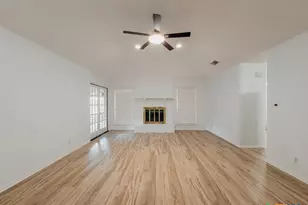 404 Alamogordo Dr, Victoria, TX 77904 - Photo 5
