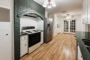 404 Alamogordo Dr, Victoria, TX 77904 - Photo 7