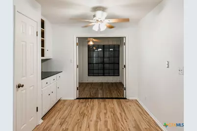 404 Alamogordo Drive, Victoria, TX 77904 - Photo 9