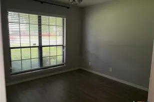 1413 S Roy Reynolds Dr, Killeen, TX 76543 - Photo 5