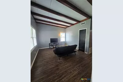 1501 E Rosebud Avenue, Victoria, TX 77901 - Photo 9