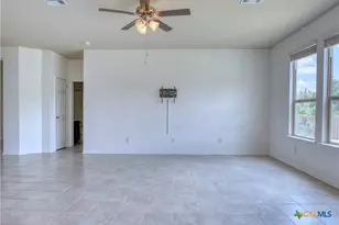 1825 Cow House Ct, Copperas Cove, TX 76522 - Photo 7