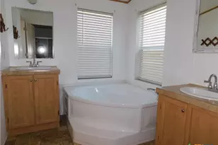 115 W County Road 314, Port Lavaca, TX 77979 - Photo 15