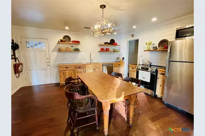 1695 Kuehler Avenue, New Braunfels, TX 78130 - Photo 9