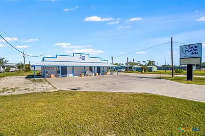 2818 W Adams Avenue, Port O'Connor, TX 77982 - Photo 5