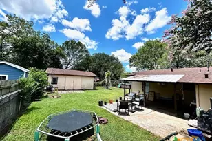 206 Bohman St, Cuero, TX 77954 - Photo 11