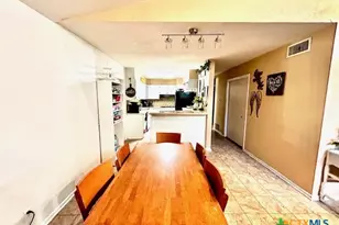 206 Bohman St, Cuero, TX 77954 - Photo 3
