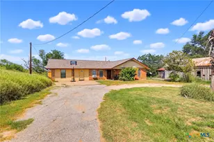 150 Fm 1303, Floresville, TX 78114 - Photo 1