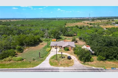 150 Fm 1303, Floresville, TX 78114 - Photo 7