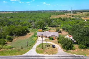150 Fm 1303, Floresville, TX 78114 - Photo 7