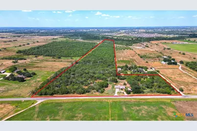 150 Fm 1303, Floresville, TX 78114 - Photo 9