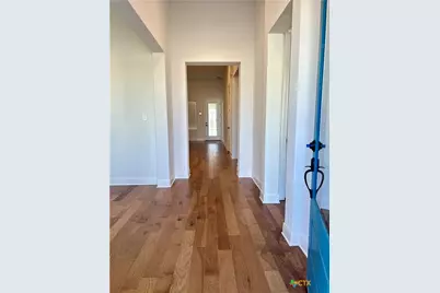 611 N Guenther Avenue, New Braunfels, TX 78130 - Photo 3