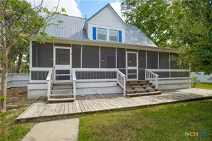 1322 N Ave F, Shiner, TX 77984 - Photo 31