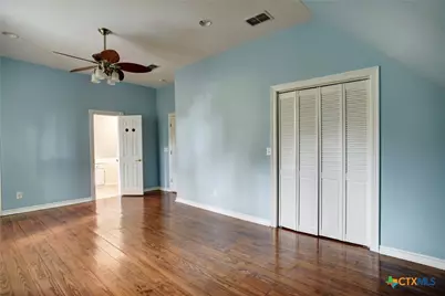 1322 N Avenue F #A, Shiner, TX 77984 - Photo 21