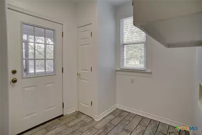 1322 N Avenue F #A, Shiner, TX 77984 - Photo 29