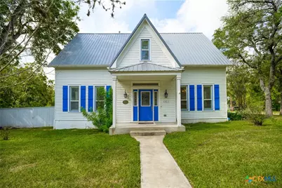 1322 N Avenue F #A, Shiner, TX 77984 - Photo 1