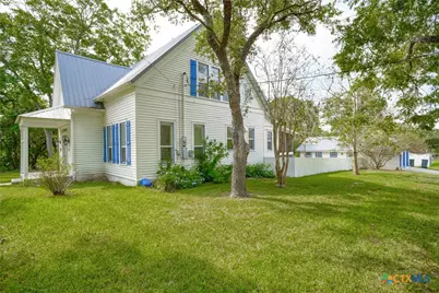 1322 N Avenue F #A, Shiner, TX 77984 - Photo 37