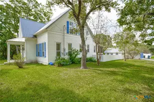 1322 N Ave F, Shiner, TX 77984 - Photo 37