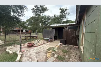 377 Tom Sawyer Street, Evant, TX 76525 - Photo 3