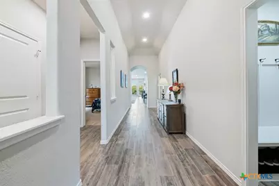 361 Lacey Oak Loop Loop, San Marcos, TX 78666 - Photo 5
