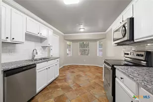 2007 Miller St, Belton, TX 76513 - Photo 13