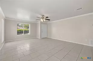 2007 Miller St, Belton, TX 76513 - Photo 7
