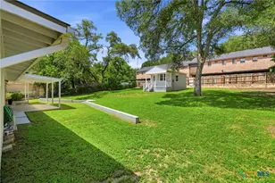 633 Lockener Ave, New Braunfels, TX 78130 - Photo 21