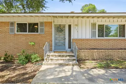 633 Lockener Ave, New Braunfels, TX 78130 - Photo 3