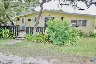 706 W Jefferson Ave, Port O'Connor, TX 77982 - Photo 1