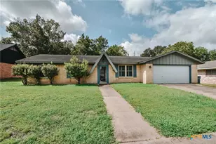 201 Canterbury Ln, Victoria, TX 77904 - Photo 1