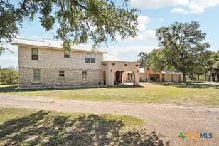 190 Private Rd 3011, Lampasas, TX 76550 - Photo 9