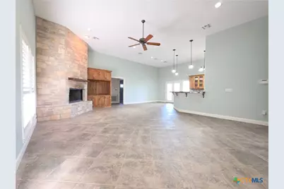 565 E Ward Street, Goliad, TX 77963 - Photo 7
