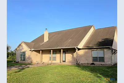 565 E Ward Street, Goliad, TX 77963 - Photo 1