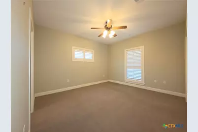 565 E Ward Street, Goliad, TX 77963 - Photo 23