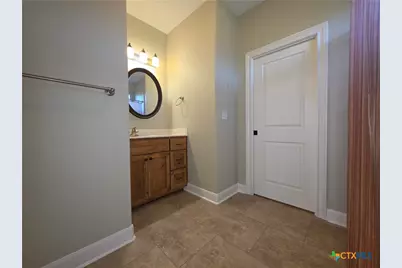 565 E Ward Street, Goliad, TX 77963 - Photo 19