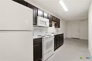 912 S 6th St, Temple, TX 76504 - Photo 7