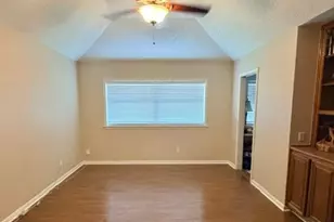104 Hamlet Ct, Victoria, TX 77901 - Photo 9